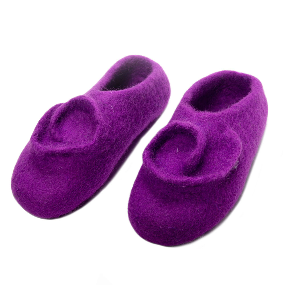 purple-head-curl-felt-slipper