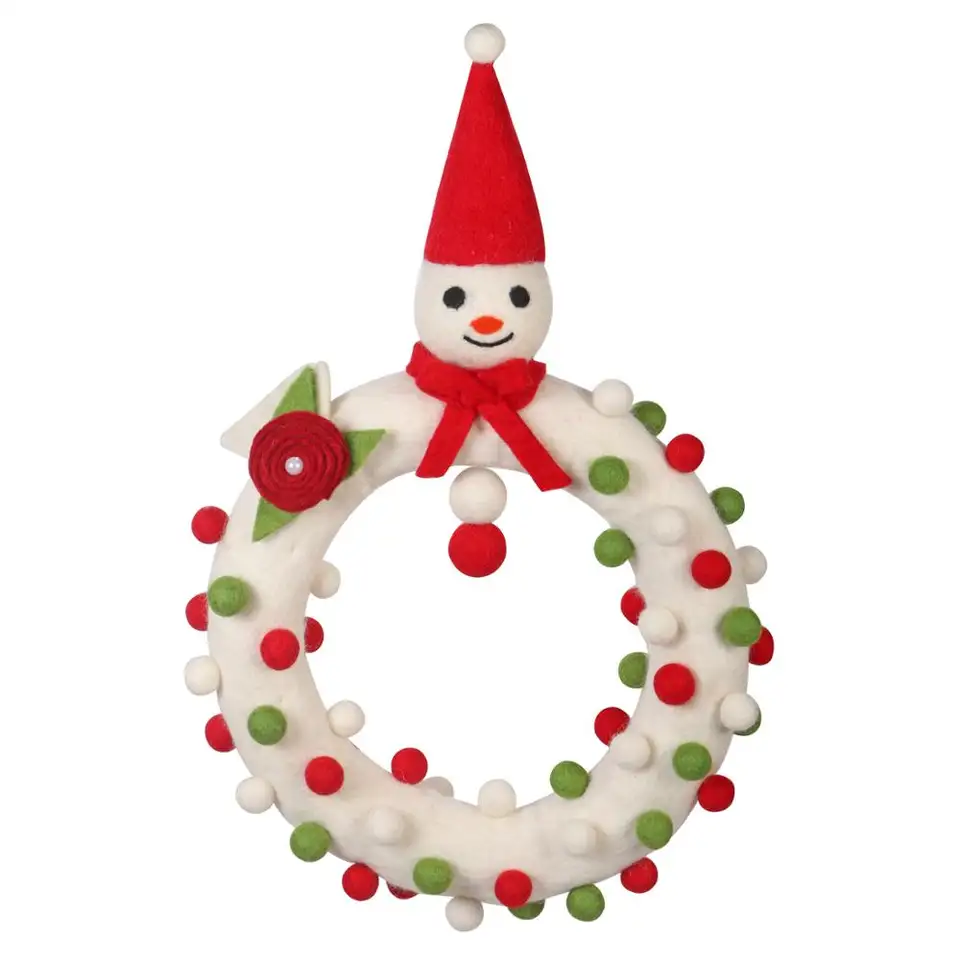 christmas-felt-ball-wreath