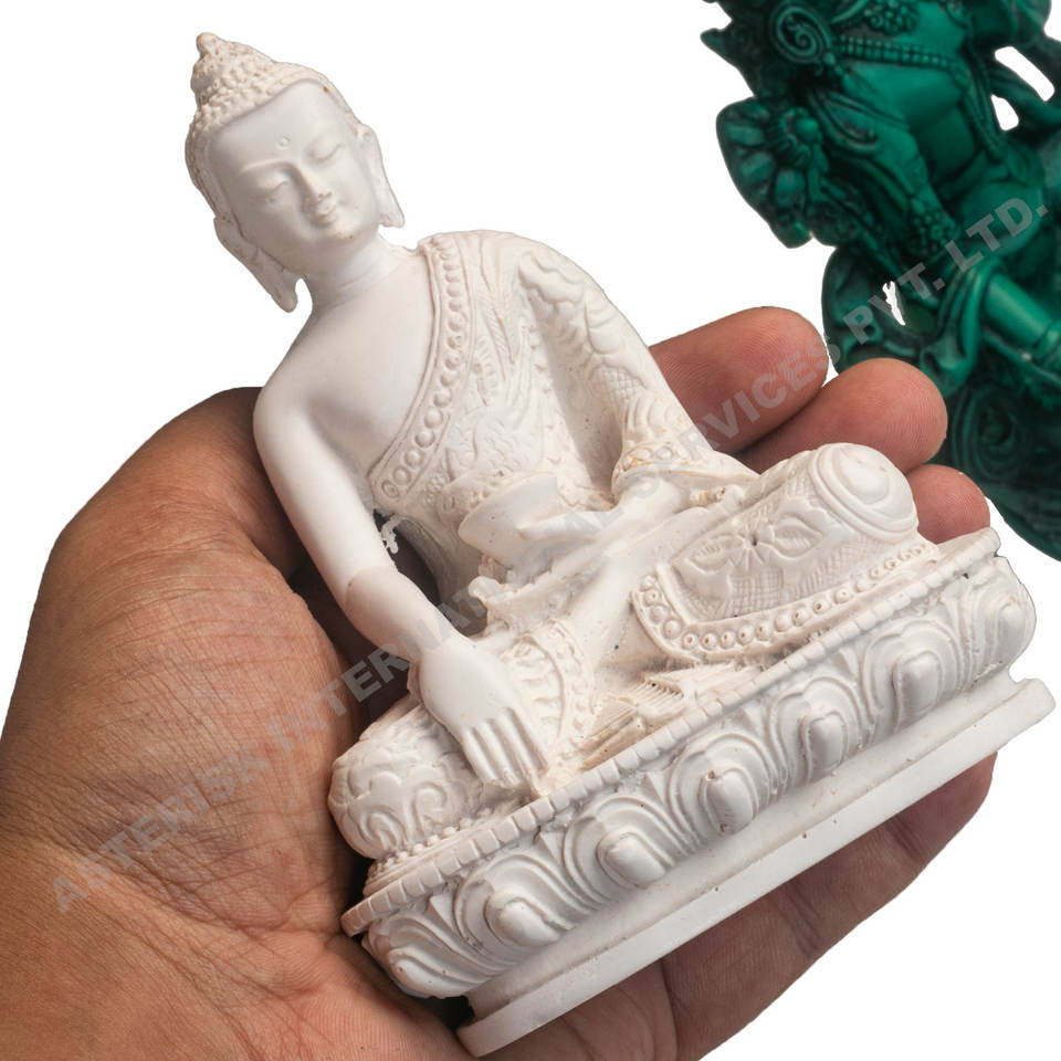 sakyamuni-buddha-statue-sitting-on-lotus