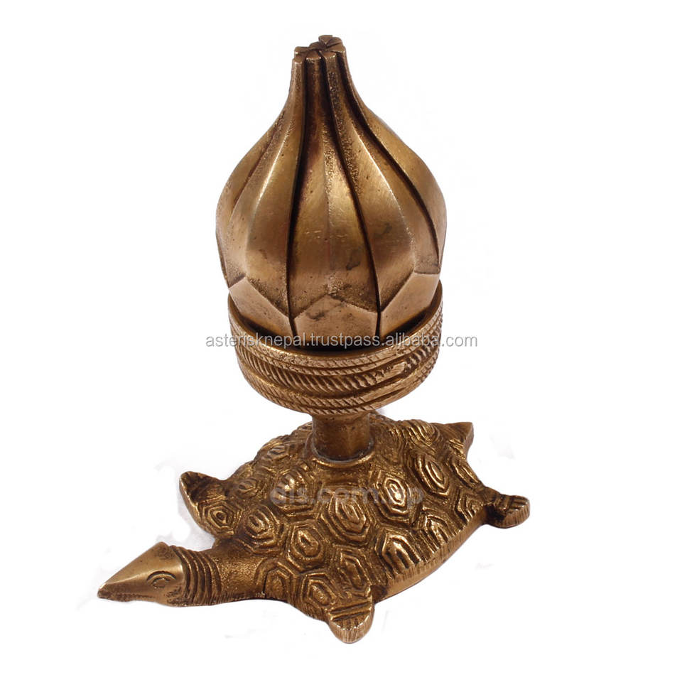 antique-tortoise-wings-candle-stand