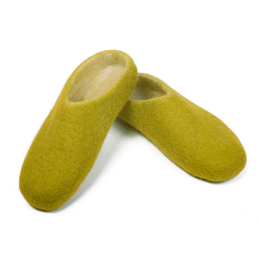 fluffy-felt-slipper